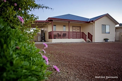 Hopetoun 3chambre Modern Family Living with Stunning Views