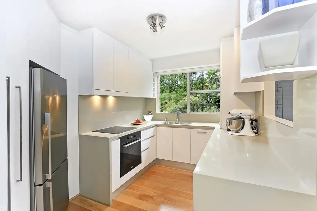 Modern Tranquil Living With Treescape Outlook
