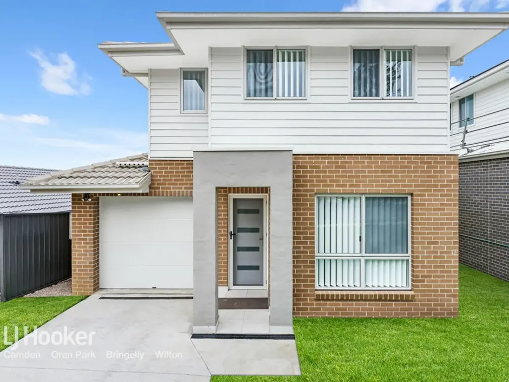 Spacious 5-Bedroom Home with Stunning Views & Prime Location