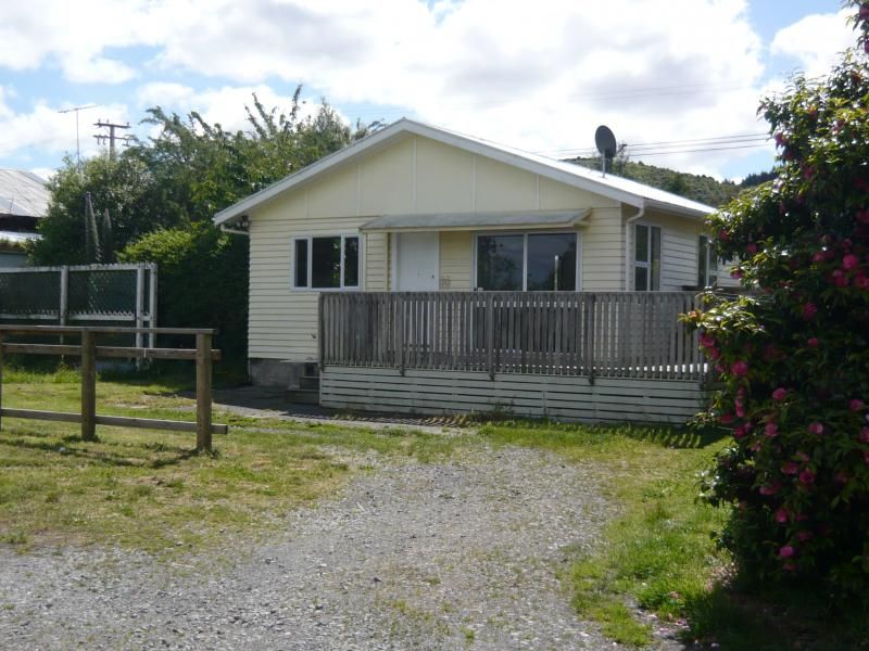 36 Johnston Street, Featherston, South Wairarapa, 2房, 1浴