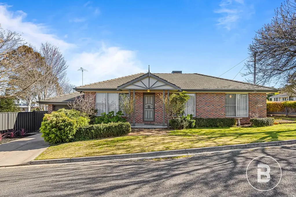 Stawell 3 Bedroom Lifestyle and Comfort in Stawell's Heart