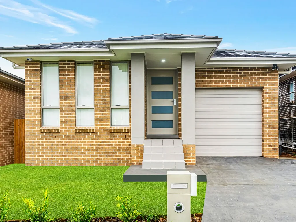 THREE BEDROOM FAMILY HOME