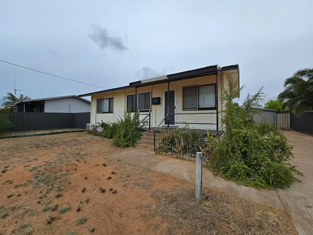 45 Hubble Street, Carnarvon, WA 6701