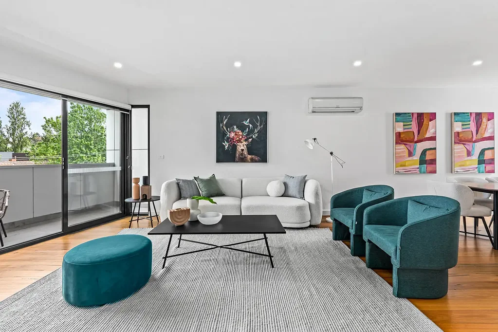 Essendon 4 Bedroom Elevate Your Living: A Luxe Retreat Amidst Essendon's Green Oasis.