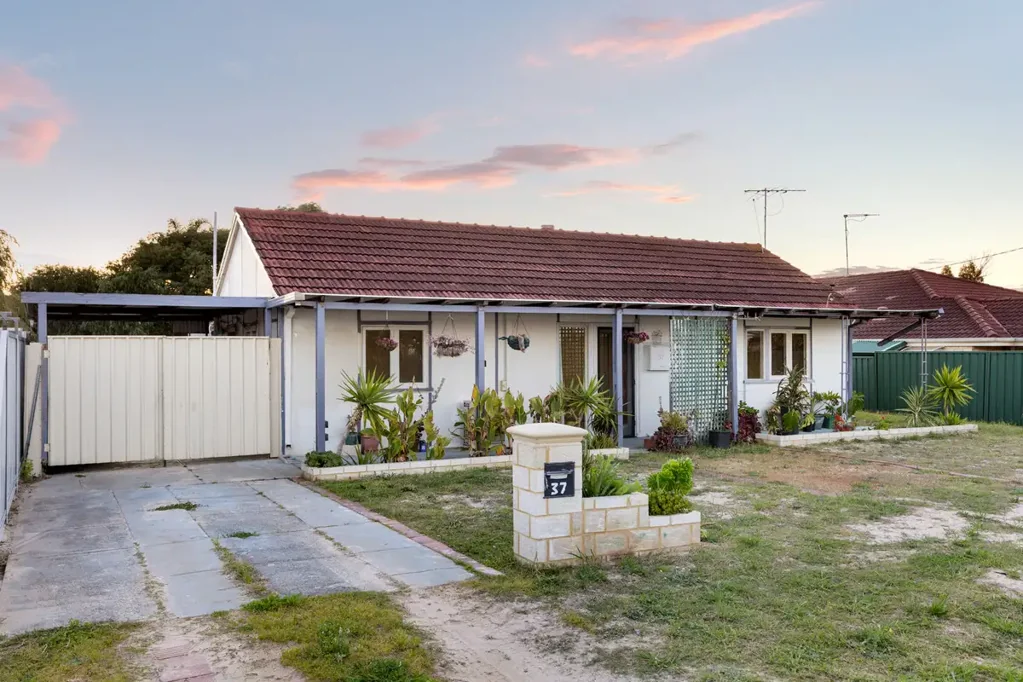 37 Ellendale Street, Golden Bay, WA 6174
