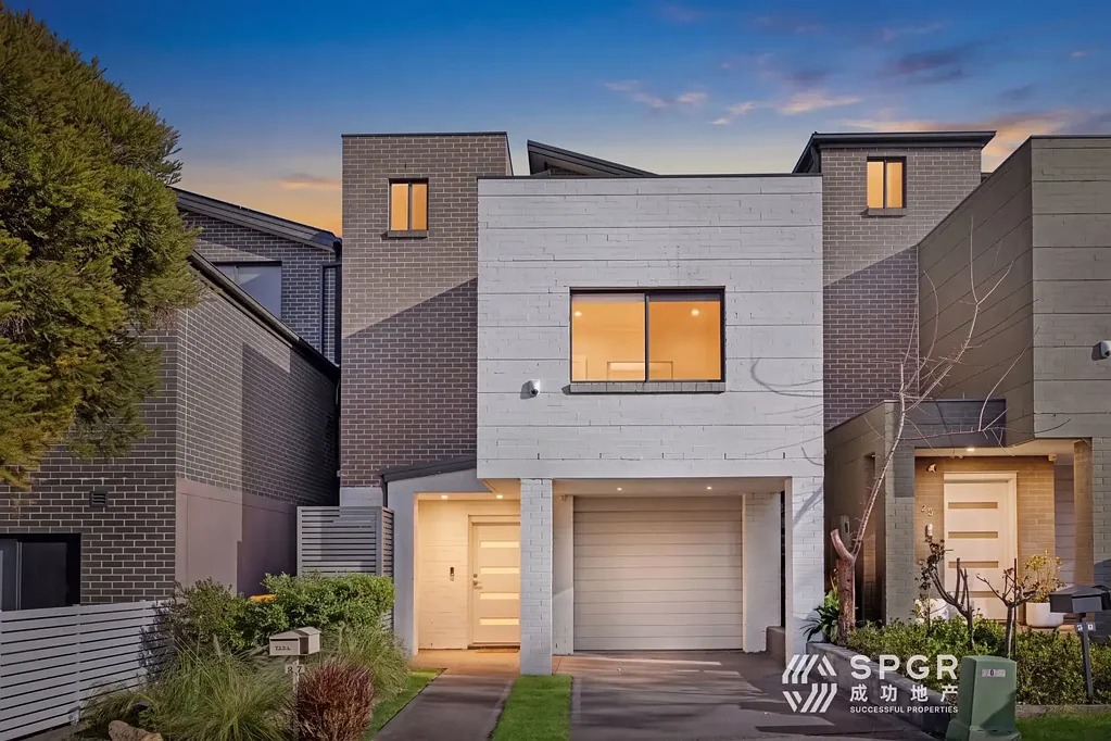 Pemulwuy 4Moenga Affordable Family Living with Spacious Multi-Level Design in a Prime Pemulwuy Location
