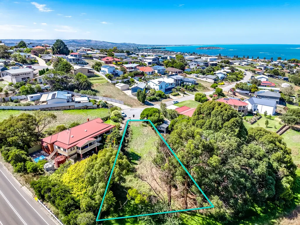 Encounter Bay Generous Allotment In a Peaceful Cul-de-Sac Setting