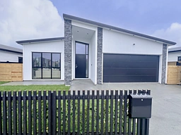 30 Tipu Crescent, Milldale