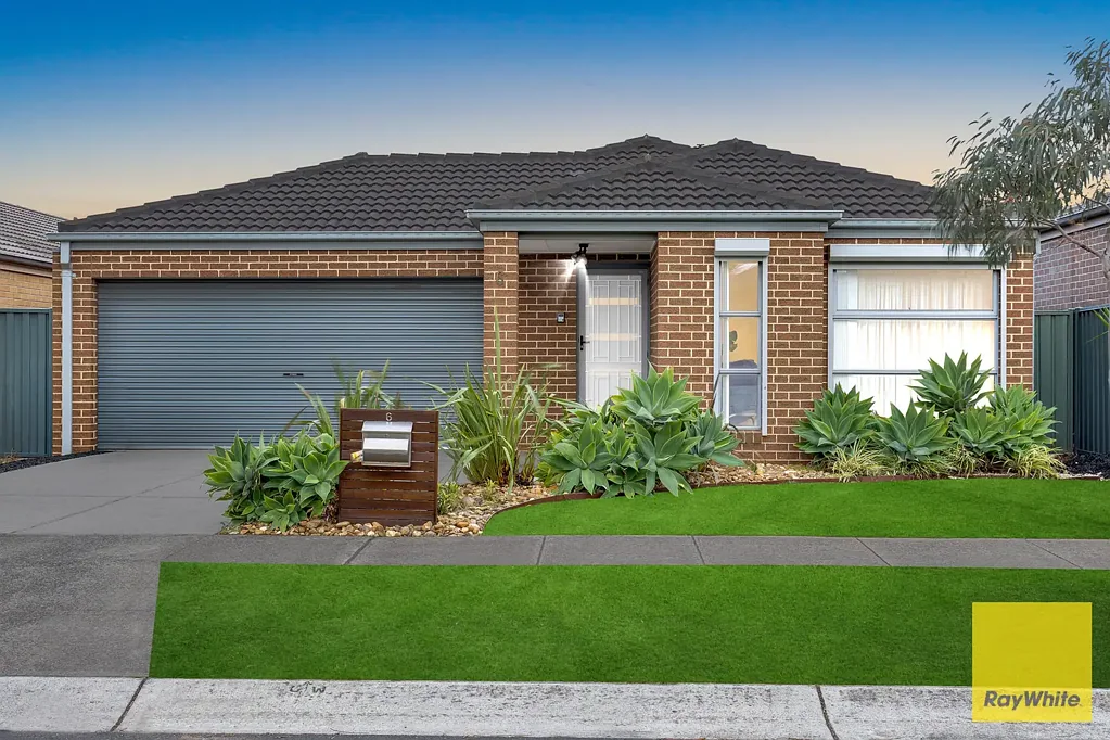 Tarneit 4房  Walk Distance to Wyndham village shopping Centre/Thomas carr College/ Tarneit Train station
