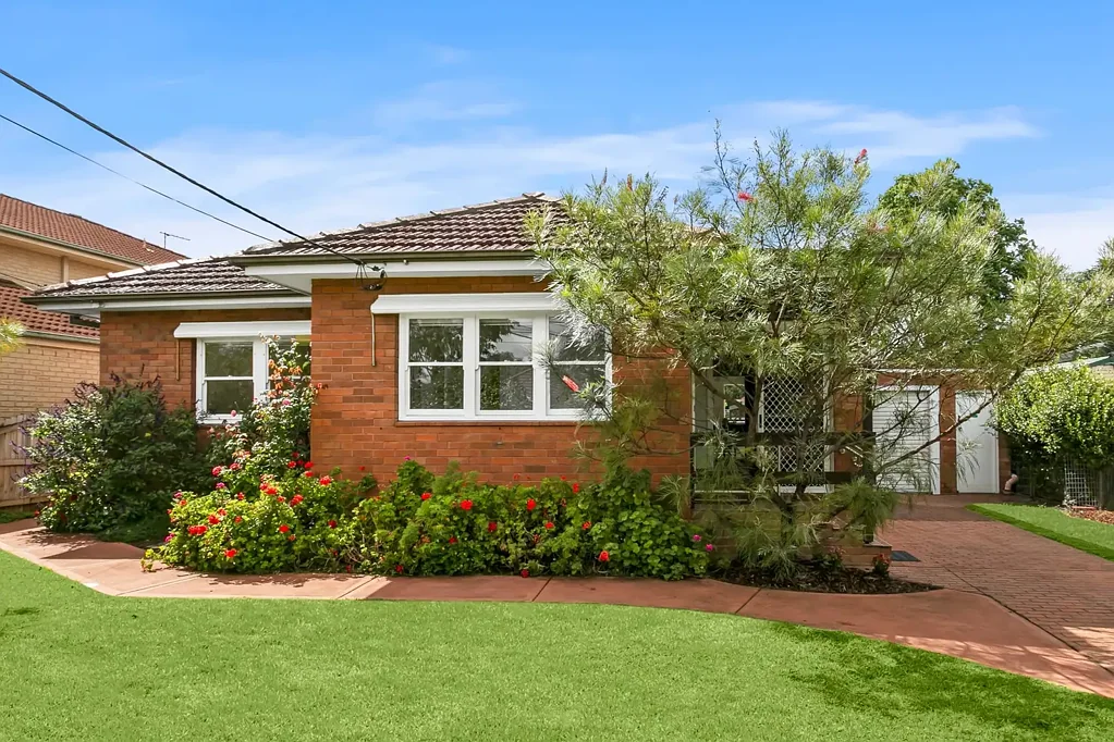 4 Valley View Crescent, North Epping, NSW 2121