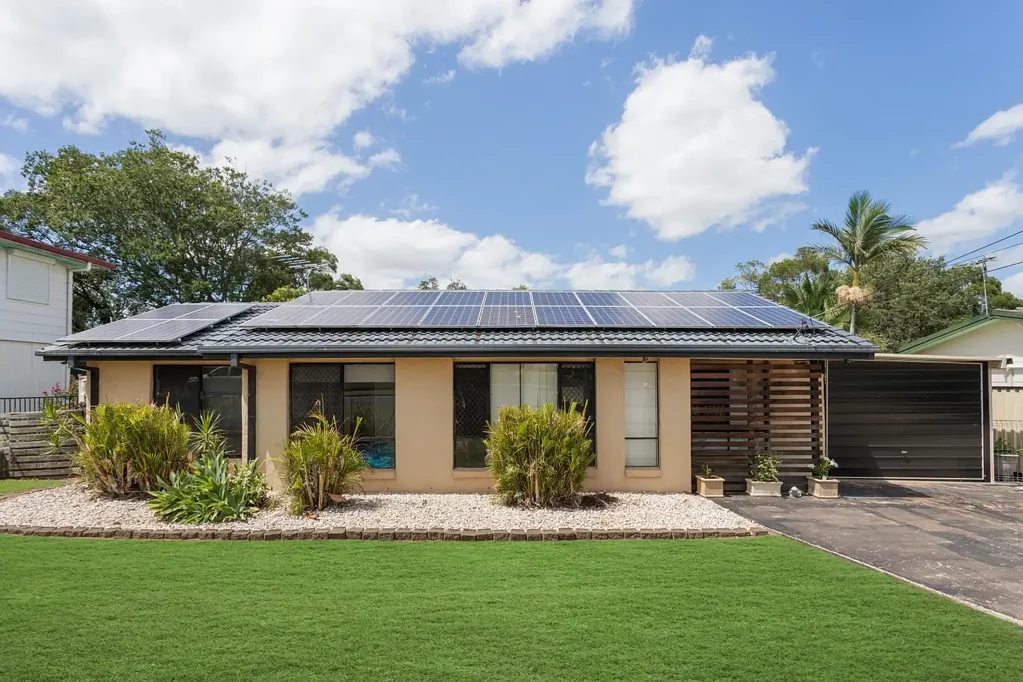 16 Thomas Street, Flinders View, QLD 4305