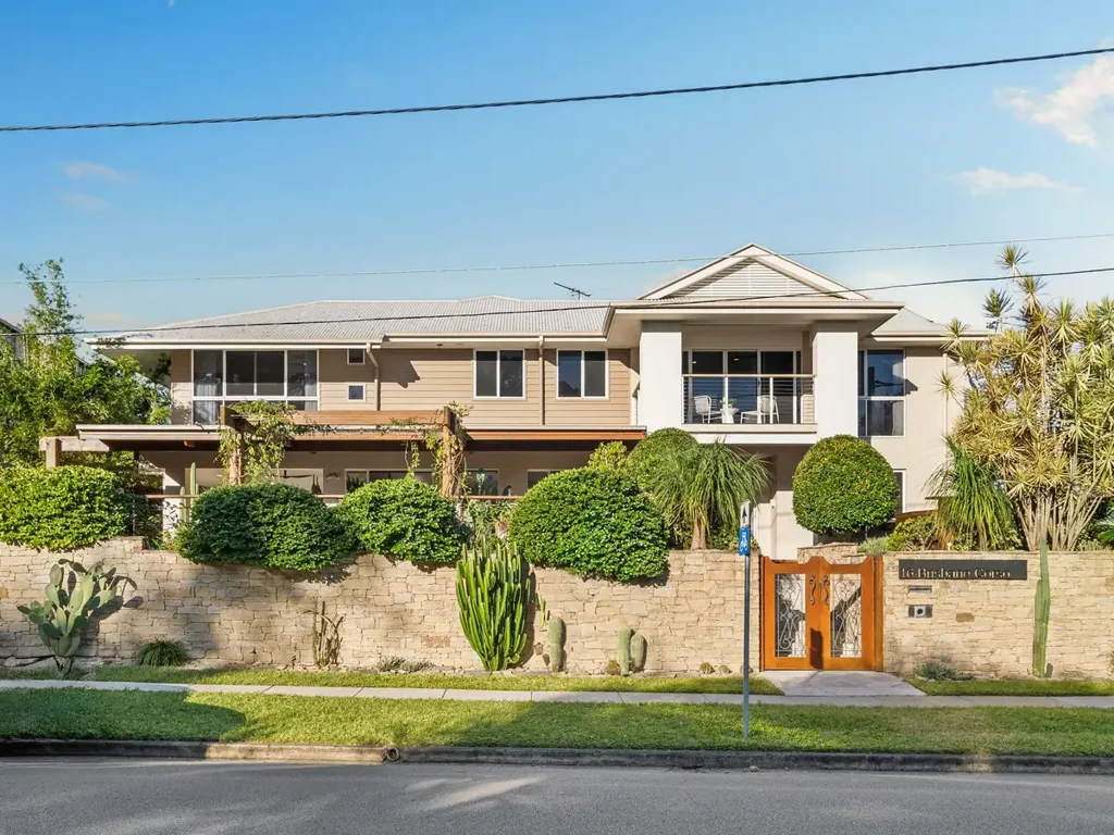 Fairfield 4 Bedroom Flood Free Sophisticated sanctuary offering luxury river and parkside living