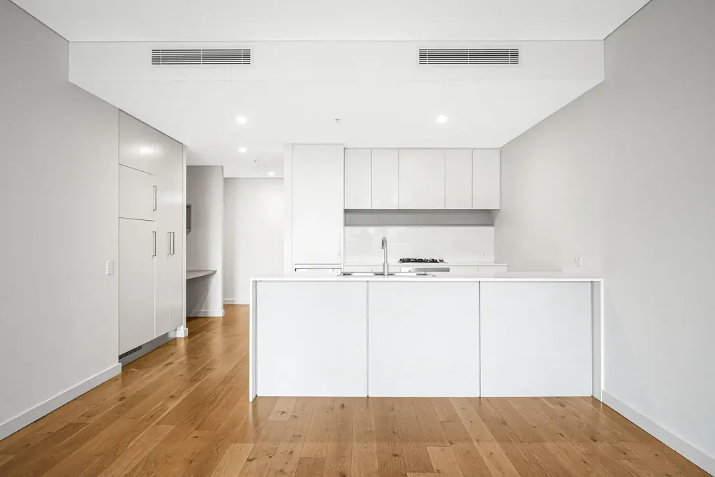 Macquarie Park 2chambre Spacious Apartment with Dual Balconies & Oversized Parking