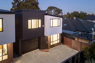 24A-F Roberts Road, Glenfield, Glenfield, North Shore City