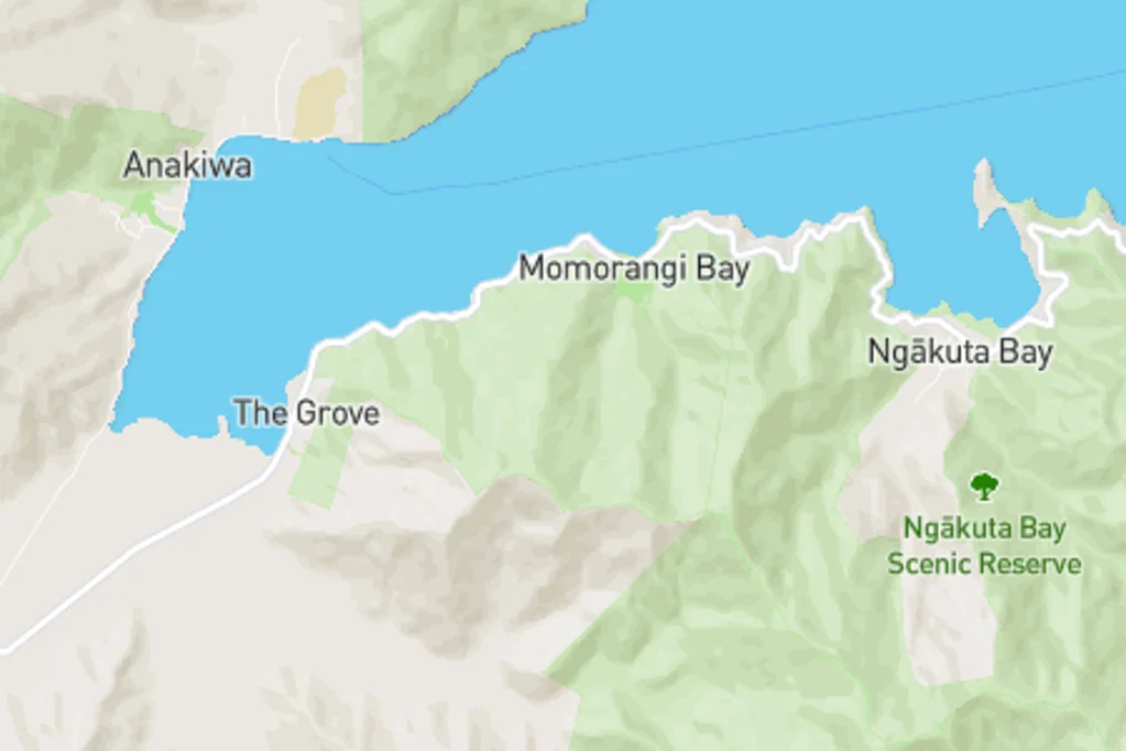 Momorangi Bay