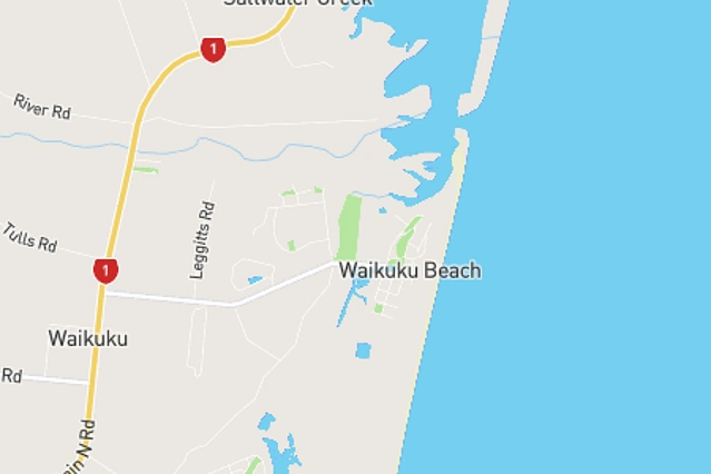 Waikuku Beach