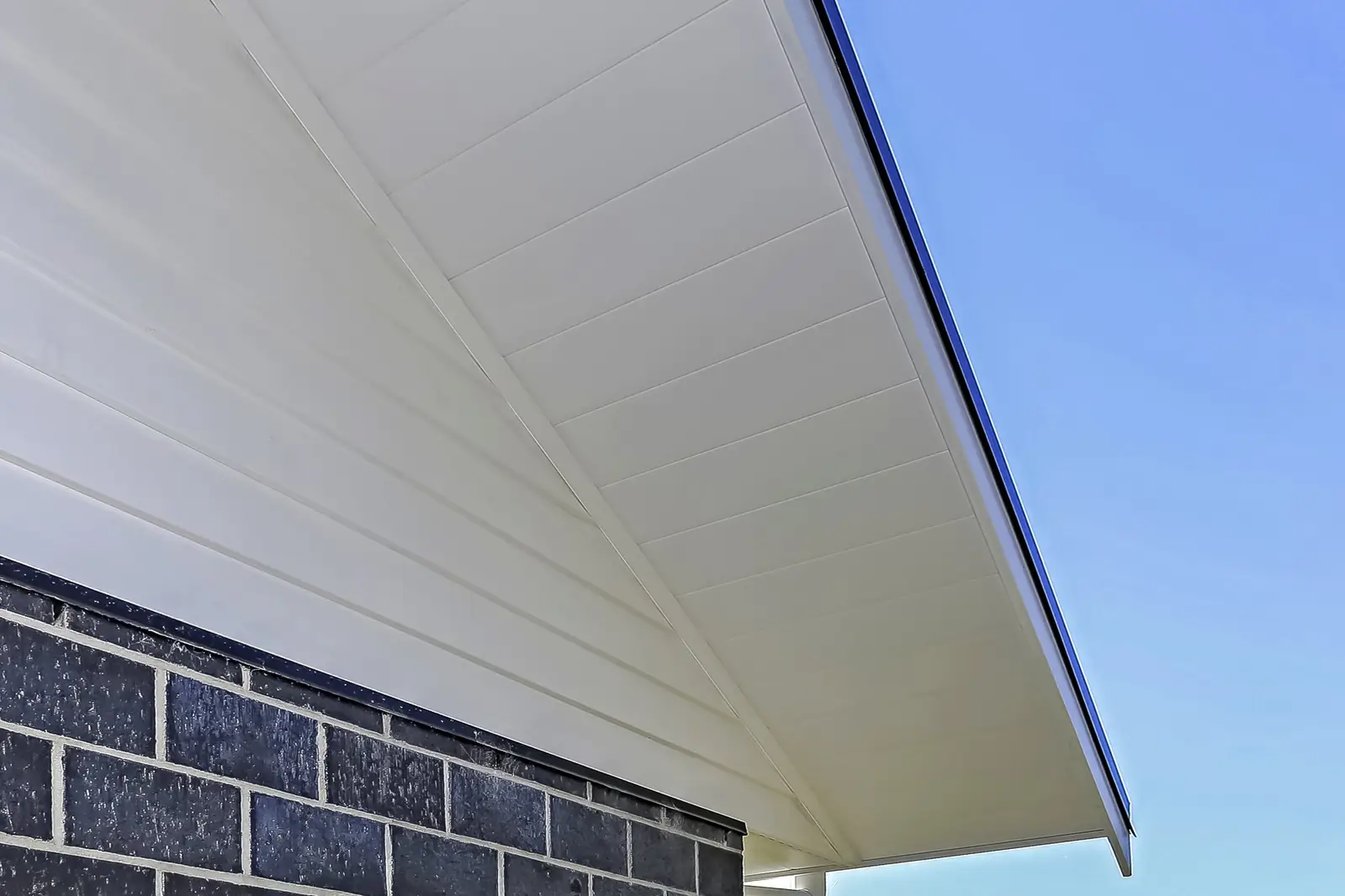 Dynex Soffit