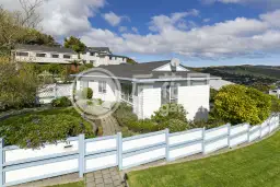 94 Montgomery Avenue, Karori