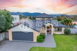 6 Shearwater Rise, Paraparaumu Beach