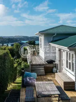 8 Church Bay Road, Oneroa