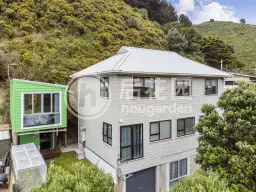 157 Happy Valley Road, Owhiro Bay