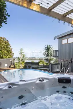 36 Telstar Place, Beach Haven