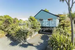 52 Queens Avenue, Waikuku Beach