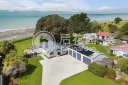 1804 East Coast Road, Whakatiwai