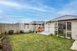 20 Quinn Crescent, Woodend