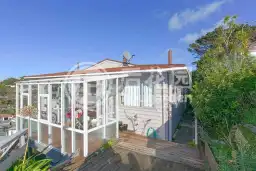 9 Maybury Way, Island Bay