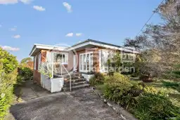 70 Golf Road, New Lynn